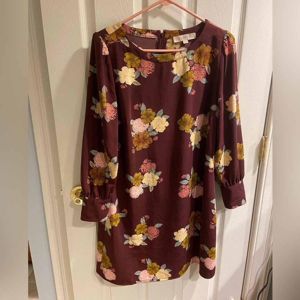 LOFT Burgundy Floral Long Sleeve Dress 12p EUC - Picture 2 of 8